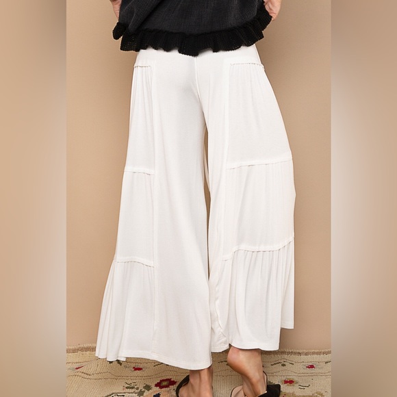 POL White Ribbed Knit Wide Leg Pants | Relaxed Fit - Picture 3 of 5